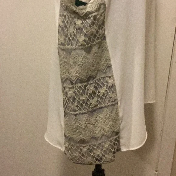 Womens lightweight Dress Blouse keyhole front open weave side panels cream - Picture 7 of 9